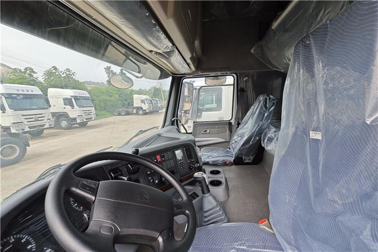SINOTRUK Used Howo 400hp Tractor Truck for Sale In Nigeria Lagos - 牵引车:图4 SINOTRUK Used Howo 400hp Tractor Truck for Sale In Nigeria Lagos - 牵引车:图4