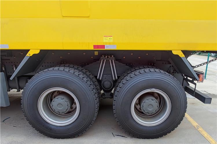 SINOTRUK Used Howo Tipper Truck 6x4 430HP U Shape for Sale In Guyana - 翻斗车:图3 SINOTRUK Used Howo Tipper Truck 6x4 430HP U Shape for Sale In Guyana - 翻斗车:图3