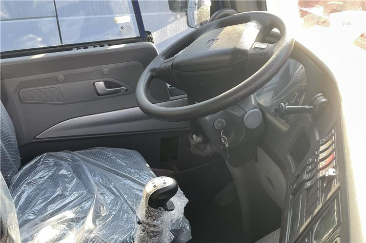 Sinotruk Used Howo A7 Dump Truck 6x4 for Sale In Democratic Republic of the Congo - 翻斗车:图4 Sinotruk Used Howo A7 Dump Truck 6x4 for Sale In Democratic Republic of the Congo - 翻斗车:图4
