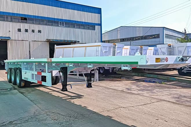 TITAN 3 Axle 40 Ft Flatbed Trailer for Sale in Mauritania - 栏板式/ 平板半拖车:图4 TITAN 3 Axle 40 Ft Flatbed Trailer for Sale in Mauritania - 栏板式/ 平板半拖车:图4
