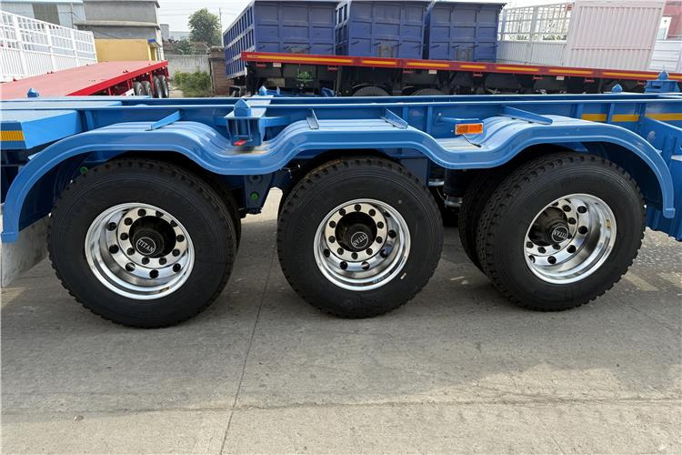 TITAN 3 Axle 40 foot Container Trailer for Sale In Senegal - 底盘半拖车:图3 TITAN 3 Axle 40 foot Container Trailer for Sale In Senegal - 底盘半拖车:图3