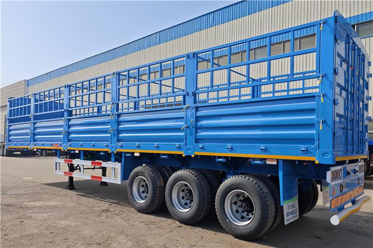 TITAN 3 Axle Livestock Semi Trailer for Sale In Kenya - 牲畜运输半拖车:图5 TITAN 3 Axle Livestock Semi Trailer for Sale In Kenya - 牲畜运输半拖车:图5