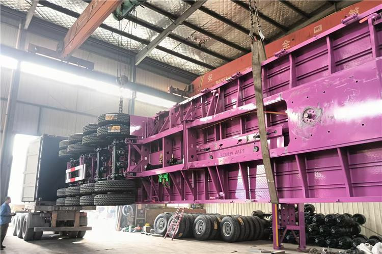 TITAN 4 Axle 40ft Flatbed Semi Trailer for Sale In Guam - 栏板式/ 平板半拖车:图4 TITAN 4 Axle 40ft Flatbed Semi Trailer for Sale In Guam - 栏板式/ 平板半拖车:图4