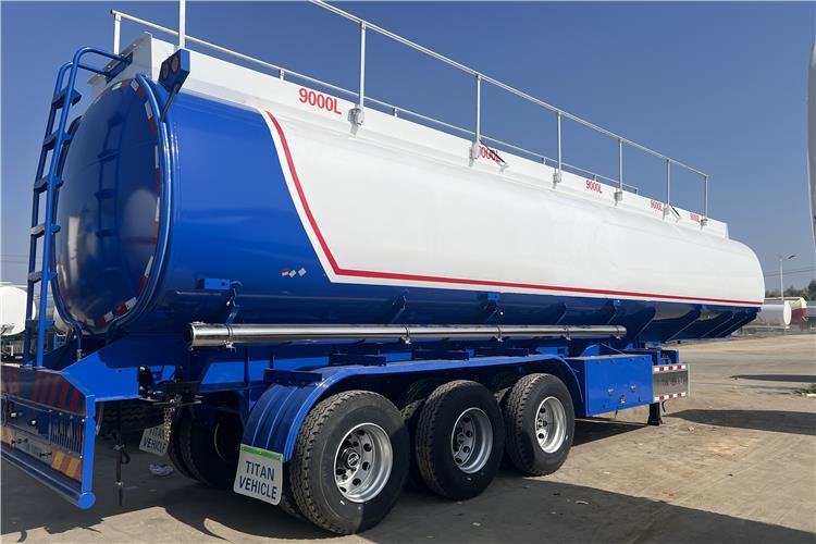 TITAN 45000 Liters Oil Tanker Trailer for Sale In Ghana - 液罐半拖车:图2 TITAN 45000 Liters Oil Tanker Trailer for Sale In Ghana - 液罐半拖车:图2