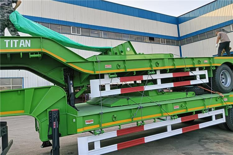 TITAN 80 Ton Equal Width Low Bed Truck Trailer for Sale In Ghana - 低装载半拖车:图5 TITAN 80 Ton Equal Width Low Bed Truck Trailer for Sale In Ghana - 低装载半拖车:图5