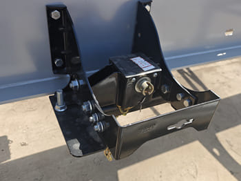 TITAN Container Semi Skeletal Trailer for Sale in Zambia - 底盘半拖车:图5 TITAN Container Semi Skeletal Trailer for Sale in Zambia - 底盘半拖车:图5