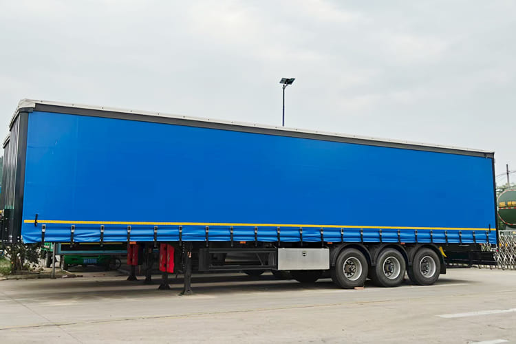 TITAN Curtain Side Trailer for Sale in Tanzania - 侧帘半拖车:图2 TITAN Curtain Side Trailer for Sale in Tanzania - 侧帘半拖车:图2