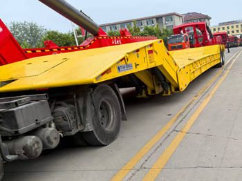 TITAN Rgn Lowboy Trailer for Sale in Zambia - 低装载半拖车:图3 TITAN Rgn Lowboy Trailer for Sale in Zambia - 低装载半拖车:图3