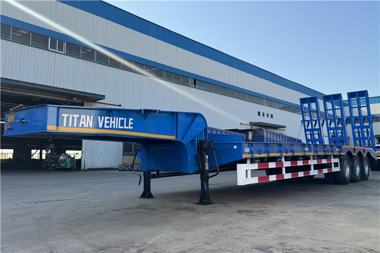 TITAN Tri Axle 80 Ton Low Loader Semi Trailer for Sale In Benin - 低装载半拖车:图3 TITAN Tri Axle 80 Ton Low Loader Semi Trailer for Sale In Benin - 低装载半拖车:图3