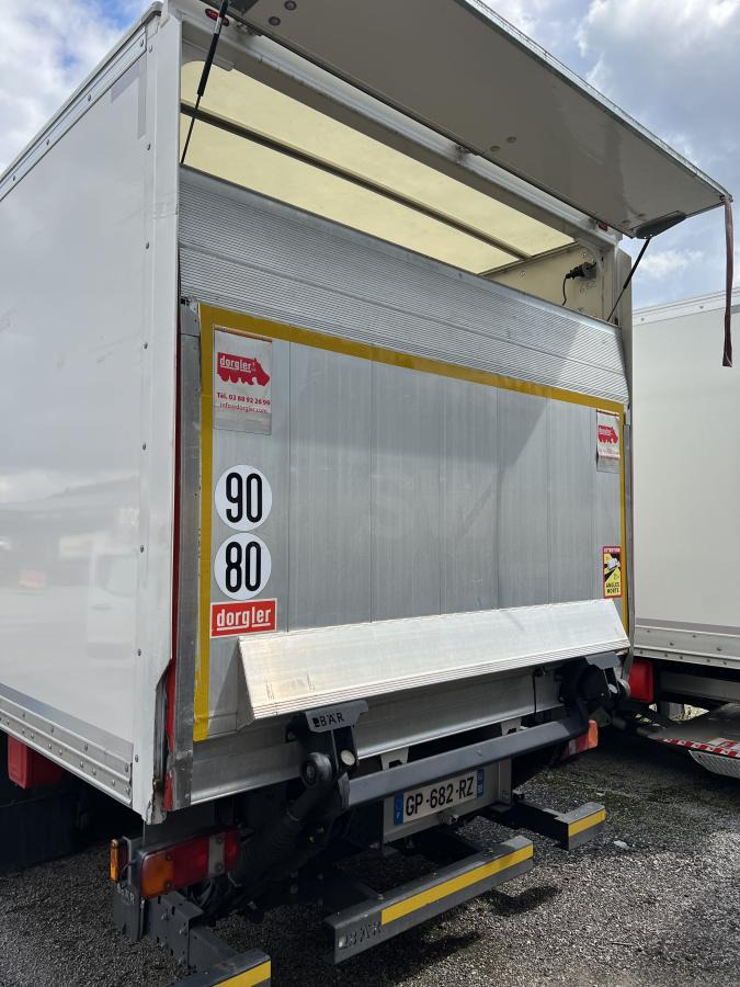 MAN TGS 18.360 - 厢式卡车:图3 MAN TGS 18.360 - 厢式卡车:图3