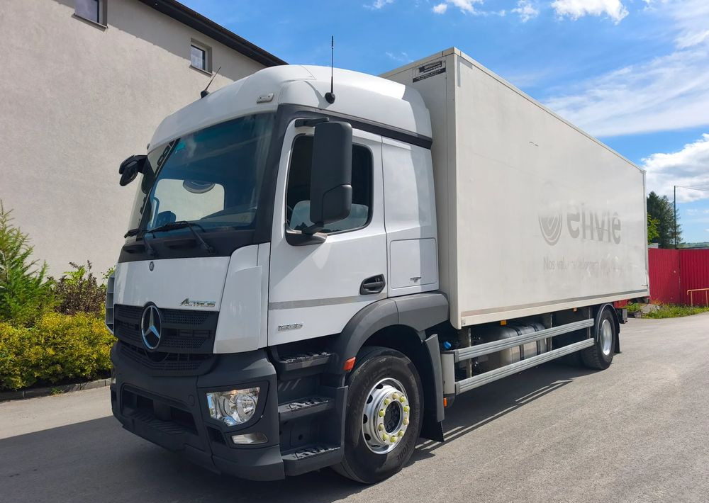 Mercedes-Benz ACTROS 18.360 kontener 18 p , winda - 厢式卡车:图2 Mercedes-Benz ACTROS 18.360 kontener 18 p , winda - 厢式卡车:图2