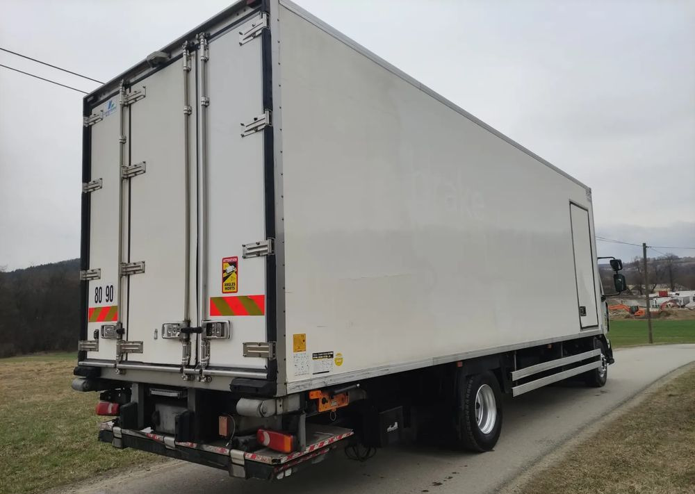 Renault Midlum 270.16 Dxi rama do zabudowy poduszka blokada klima 8 biegów - 驾驶室底盘卡车:图4 Renault Midlum 270.16 Dxi rama do zabudowy poduszka blokada klima 8 biegów - 驾驶室底盘卡车:图4