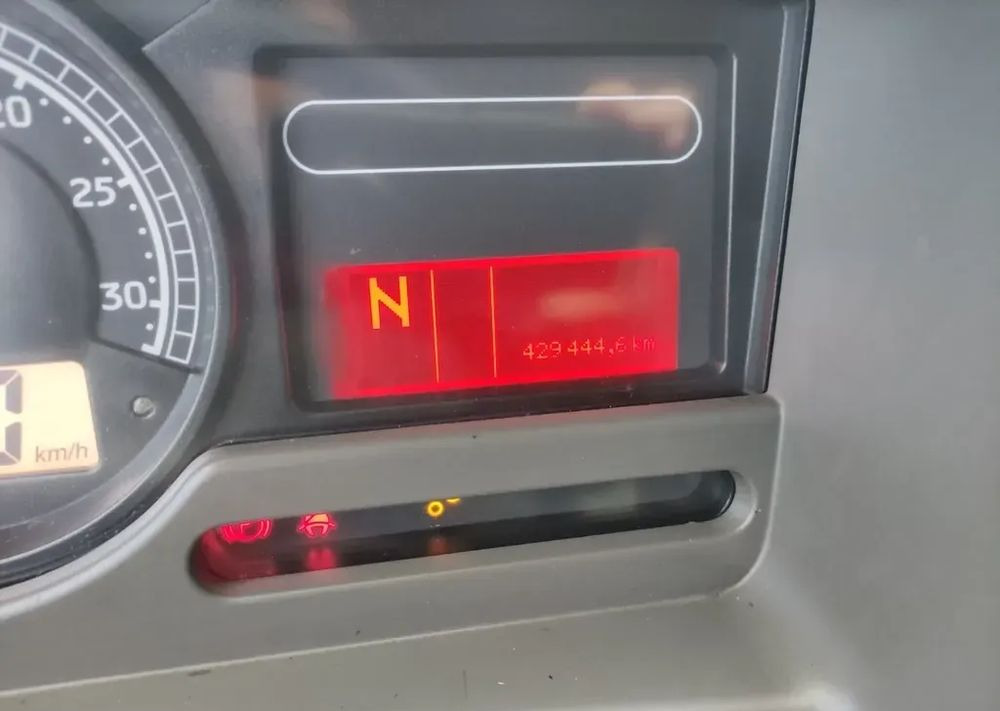 Renault Premium 26.380 Dxi 6x2 rama do zabudowy - 驾驶室底盘卡车:图5 Renault Premium 26.380 Dxi 6x2 rama do zabudowy - 驾驶室底盘卡车:图5