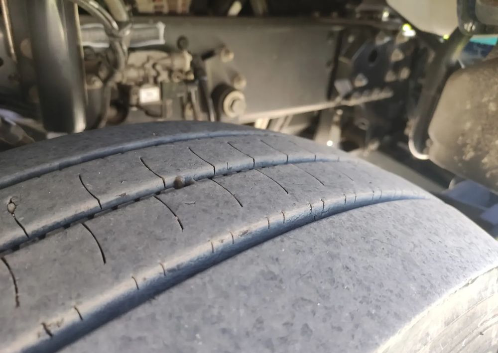 厢式卡车 Volvo FL 12.240 klima blokada kontener 18 pal kurierka:图8 厢式卡车 Volvo FL 12.240 klima blokada kontener 18 pal kurierka:图8