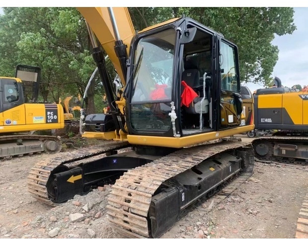 2021 Caterpillar 318D2 - 履带式挖掘机:图2 2021 Caterpillar 318D2 - 履带式挖掘机:图2