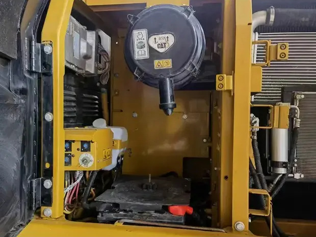 2022 Caterpillar 320D - 履带式挖掘机:图3 2022 Caterpillar 320D - 履带式挖掘机:图3