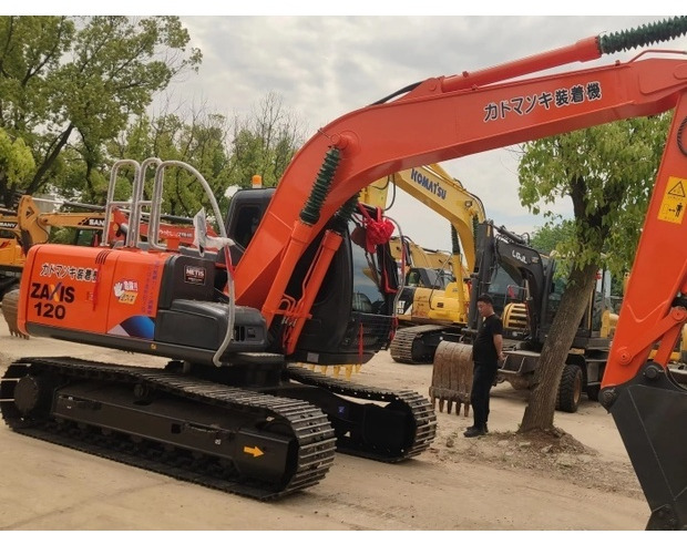 2022 Hitachi ZX120 - 履带式挖掘机:图1 2022 Hitachi ZX120 - 履带式挖掘机:图1