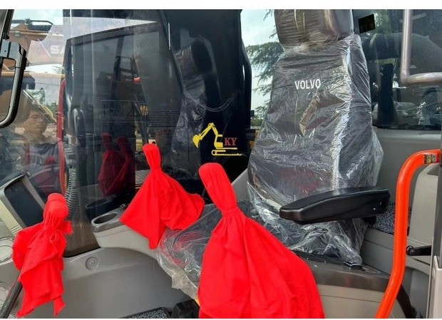 2022 Volvo EC 350 - 履带式挖掘机:图4 2022 Volvo EC 350 - 履带式挖掘机:图4