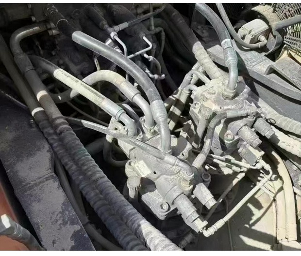 2023 Doosan DX520 - 履带式挖掘机:图2 2023 Doosan DX520 - 履带式挖掘机:图2