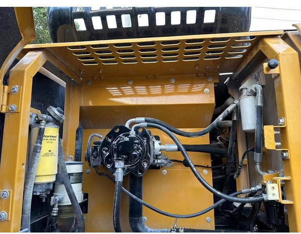 2024 Sany SY245 - 履带式挖掘机:图4 2024 Sany SY245 - 履带式挖掘机:图4