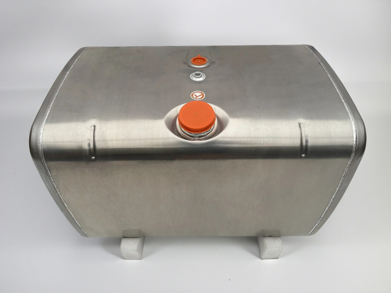 MAN - 燃料箱:图1 MAN - 燃料箱:图1