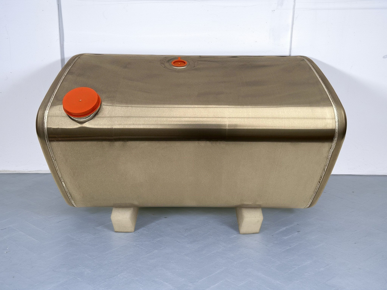 VOLVO  - 燃料箱:图1 VOLVO  - 燃料箱:图1