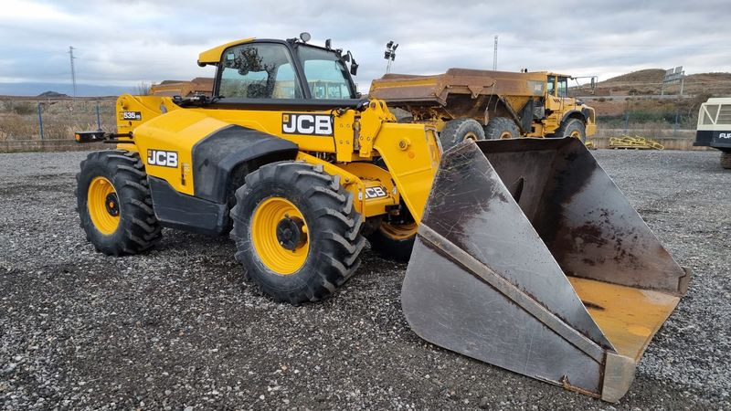 JCB 535-95 AGRI SUPER - 伸缩臂轮式装载机:图1 JCB 535-95 AGRI SUPER - 伸缩臂轮式装载机:图1