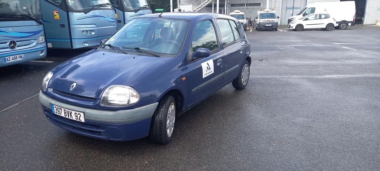 CLIO WITHOUT ROADWORTHINESS TEST - 汽车:图1 CLIO WITHOUT ROADWORTHINESS TEST - 汽车:图1