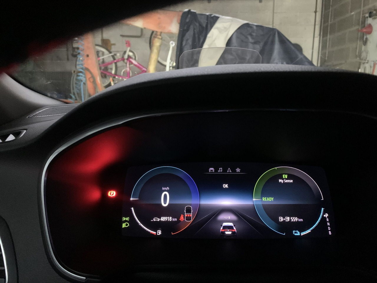 Mégane break 160 ch E-TECH PLUG-IN HYBRID finition ITENS - 汽车:图2 Mégane break 160 ch E-TECH PLUG-IN HYBRID finition ITENS - 汽车:图2