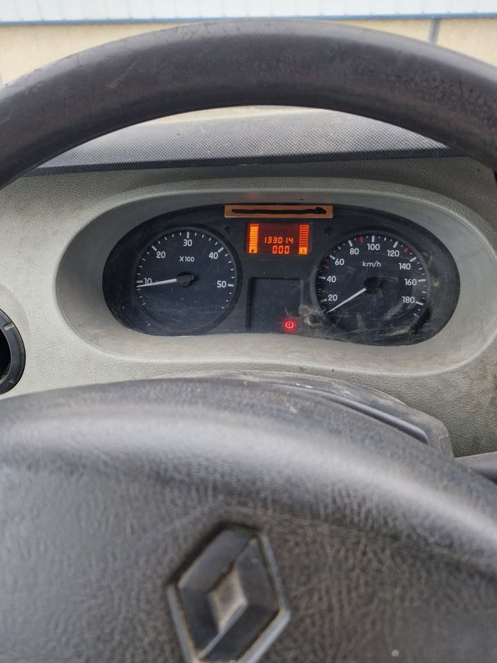 Renault Mascott 3.5T- (Disponible à compter du 24/11/2025) 3 places avec benne basculante hydraulique. BEG. Vendu sans CT. Véhicule roulant. Entretien régulier. Arrêté début 2025 pour souci passage d - 翻斗货车:图2 Renault Mascott 3.5T- (Disponible à compter du 24/11/2025) 3 places avec benne basculante hydraulique. BEG. Vendu sans CT. Véhicule roulant. Entretien régulier. Arrêté début 2025 pour souci passage d - 翻斗货车:图2