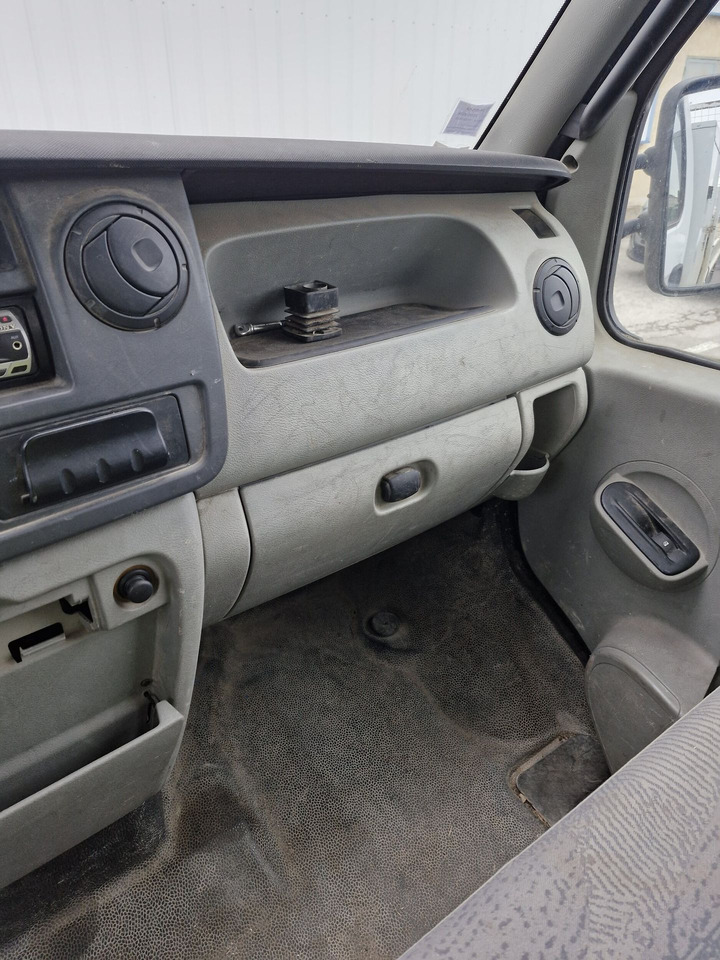 Renault Mascott 3.5T- (Disponible à compter du 24/11/2025) 3 places avec benne basculante hydraulique. BEG. Vendu sans CT. Véhicule roulant. Entretien régulier. Arrêté début 2025 pour souci passage d - 翻斗货车:图4 Renault Mascott 3.5T- (Disponible à compter du 24/11/2025) 3 places avec benne basculante hydraulique. BEG. Vendu sans CT. Véhicule roulant. Entretien régulier. Arrêté début 2025 pour souci passage d - 翻斗货车:图4