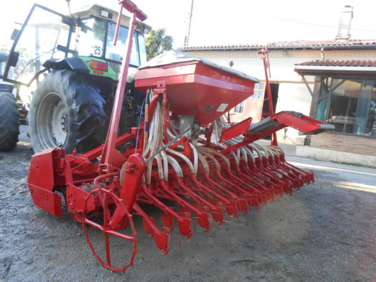 Kverneland DAS + Kverneland herse rotative - 联合条播机:图5 Kverneland DAS + Kverneland herse rotative - 联合条播机:图5