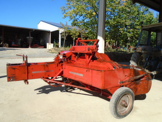 Massey Ferguson 10-8 - 方形打包机:图5 Massey Ferguson 10-8 - 方形打包机:图5