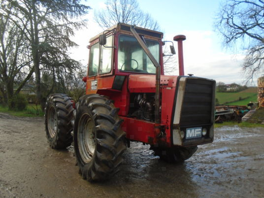 Massey Ferguson 1200 - 拖拉机:图4 Massey Ferguson 1200 - 拖拉机:图4