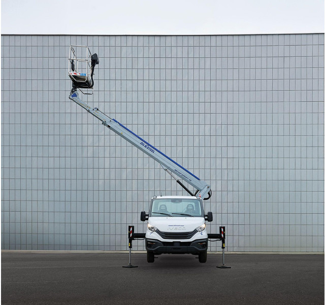 Oil & Steel Scorpion 18 Sobre IVECO DAILY 35S14 entre ejes 3750 mm - 空中平台:图3 Oil & Steel Scorpion 18 Sobre IVECO DAILY 35S14 entre ejes 3750 mm - 空中平台:图3