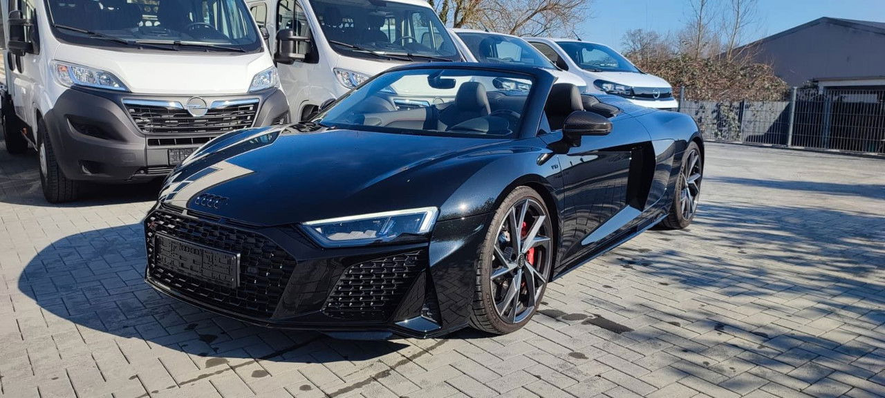 Audi R8 Spyder 5.2 FSI RWD performance - 敞篷车:图1 Audi R8 Spyder 5.2 FSI RWD performance - 敞篷车:图1