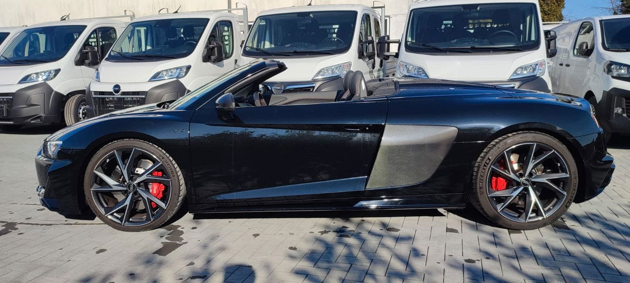 Audi R8 Spyder 5.2 FSI RWD performance - 敞篷车:图5 Audi R8 Spyder 5.2 FSI RWD performance - 敞篷车:图5