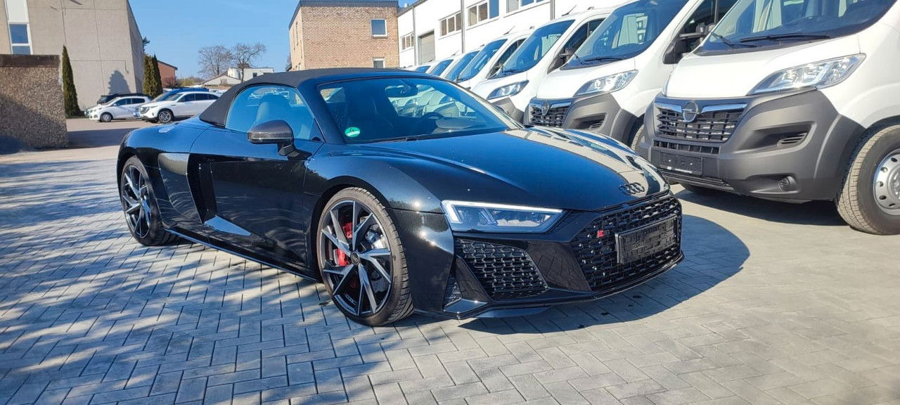 Audi R8 Spyder 5.2 FSI RWD performance - 敞篷车:图4 Audi R8 Spyder 5.2 FSI RWD performance - 敞篷车:图4