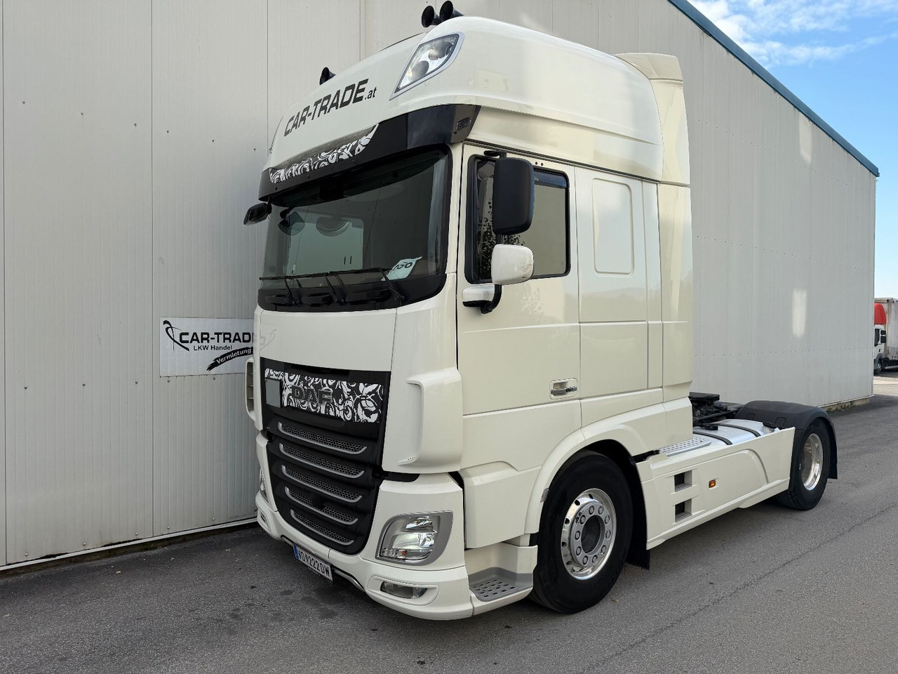 DAF XF 530 Vollausstattung Vollluft 2l-Hydraulik - 牵引车:图1 DAF XF 530 Vollausstattung Vollluft 2l-Hydraulik - 牵引车:图1