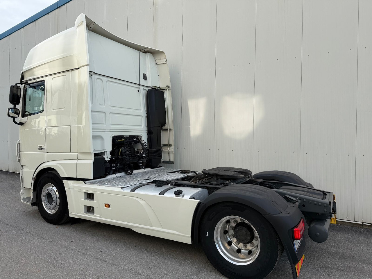 DAF XF 530 Vollausstattung Vollluft 2l-Hydraulik - 牵引车:图4 DAF XF 530 Vollausstattung Vollluft 2l-Hydraulik - 牵引车:图4