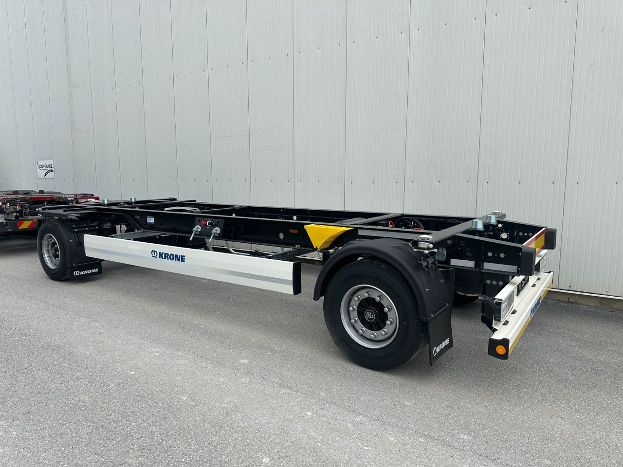 Krone SD Maxi - 集装箱运输车/ 可拆卸车身的拖车:图4 Krone SD Maxi - 集装箱运输车/ 可拆卸车身的拖车:图4