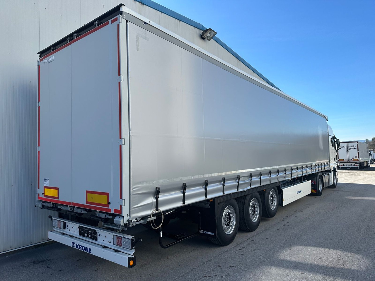 Krone SDP27 Lift/Pal-Kast/Alulatten Krone SDP27 Lift/Pal-Kast/Alulatten 5STK - 侧帘半拖车:图3 Krone SDP27 Lift/Pal-Kast/Alulatten Krone SDP27 Lift/Pal-Kast/Alulatten 5STK - 侧帘半拖车:图3