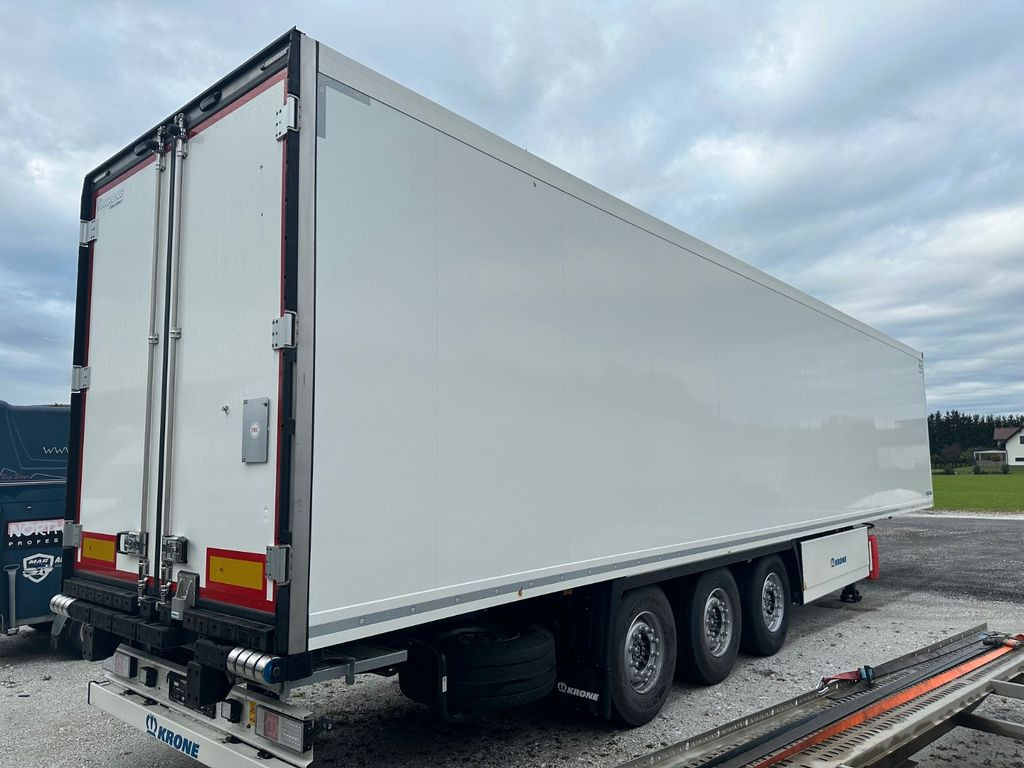 Krone SDR 27 Vector 1550 Doppelstock/Blumenbreit Krone SDR 27 Vector 1550 Doppelstock/Blumenbreit - 冷藏半拖车:图4 Krone SDR 27 Vector 1550 Doppelstock/Blumenbreit Krone SDR 27 Vector 1550 Doppelstock/Blumenbreit - 冷藏半拖车:图4
