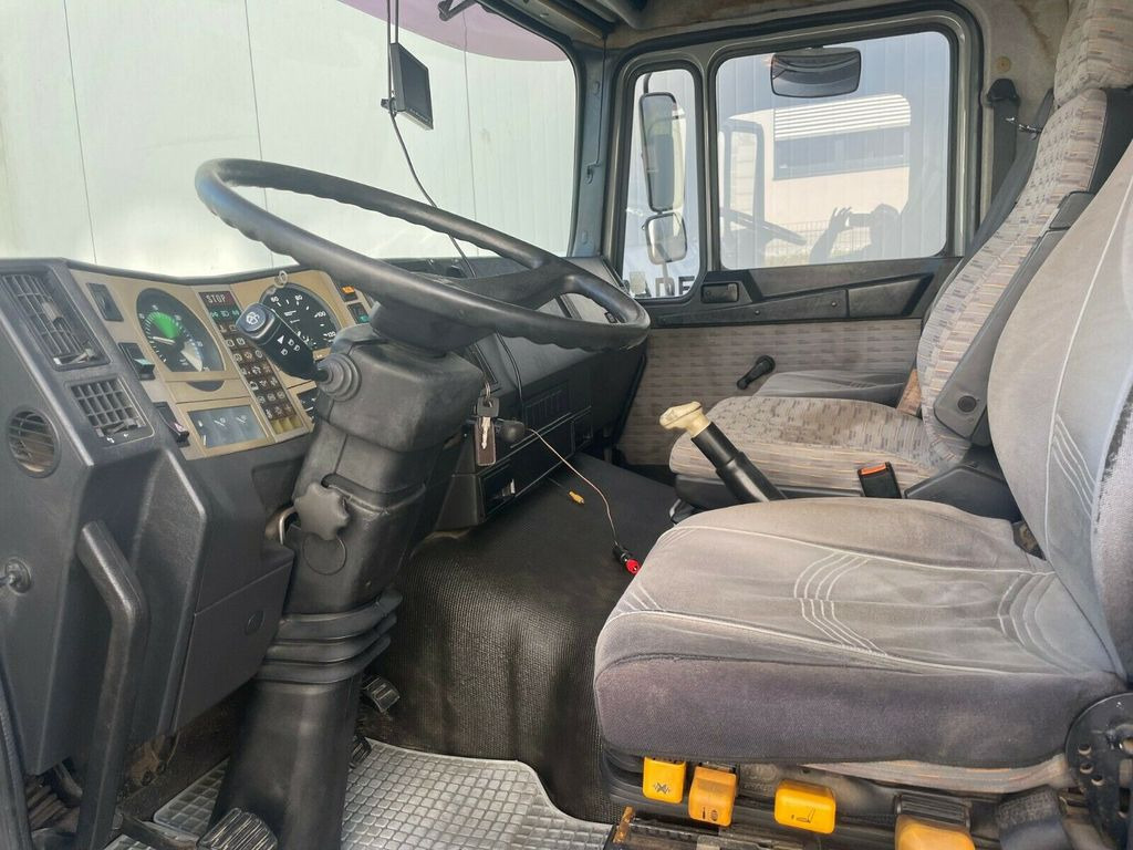 马匹运输车 MAN 12.192 Pferdetransporter：图6