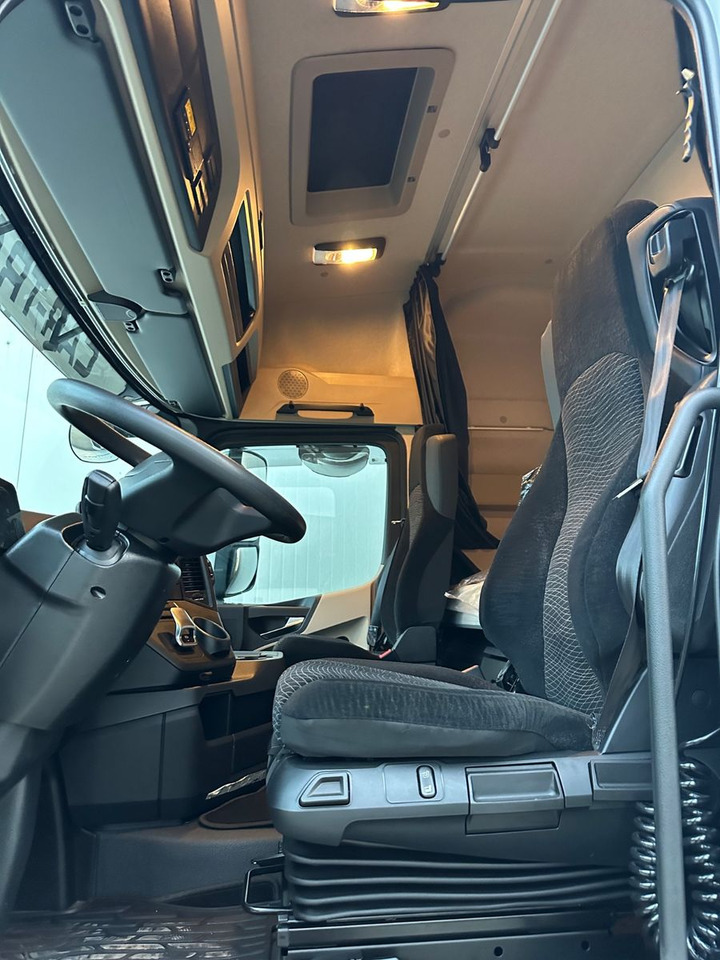 Mercedes-Benz Actros 2545  2T LBW - 集装箱运输车/ 可拆卸车身的卡车:图3 Mercedes-Benz Actros 2545  2T LBW - 集装箱运输车/ 可拆卸车身的卡车:图3