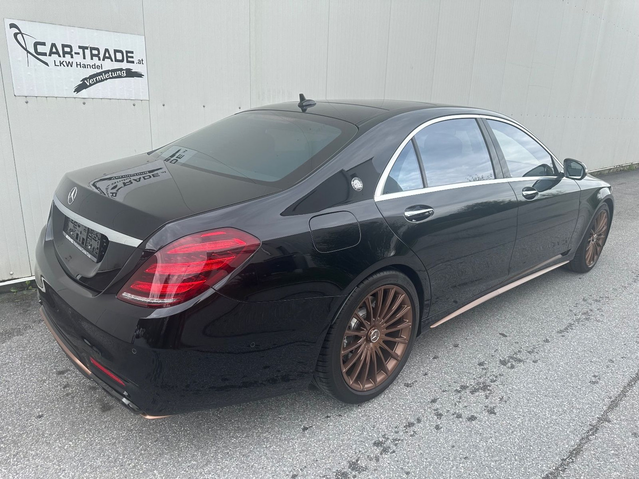 Mercedes-Benz S 65 AMG Final Edition 1/130 - 轿车:图3 Mercedes-Benz S 65 AMG Final Edition 1/130 - 轿车:图3