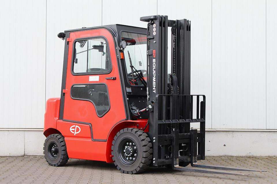 EP EFL252 Triplex Li-ion 111Std. - 电动叉车:图2 EP EFL252 Triplex Li-ion 111Std. - 电动叉车:图2