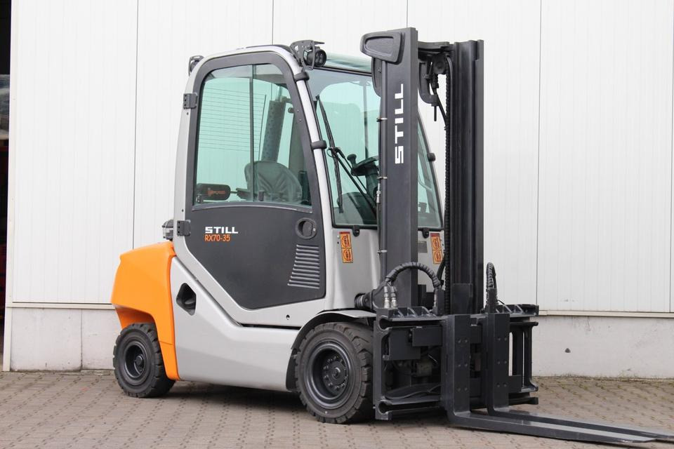 STILL RX70-35 Diesel Zinkenversteller 3500kg - 柴油叉车:图4 STILL RX70-35 Diesel Zinkenversteller 3500kg - 柴油叉车:图4
