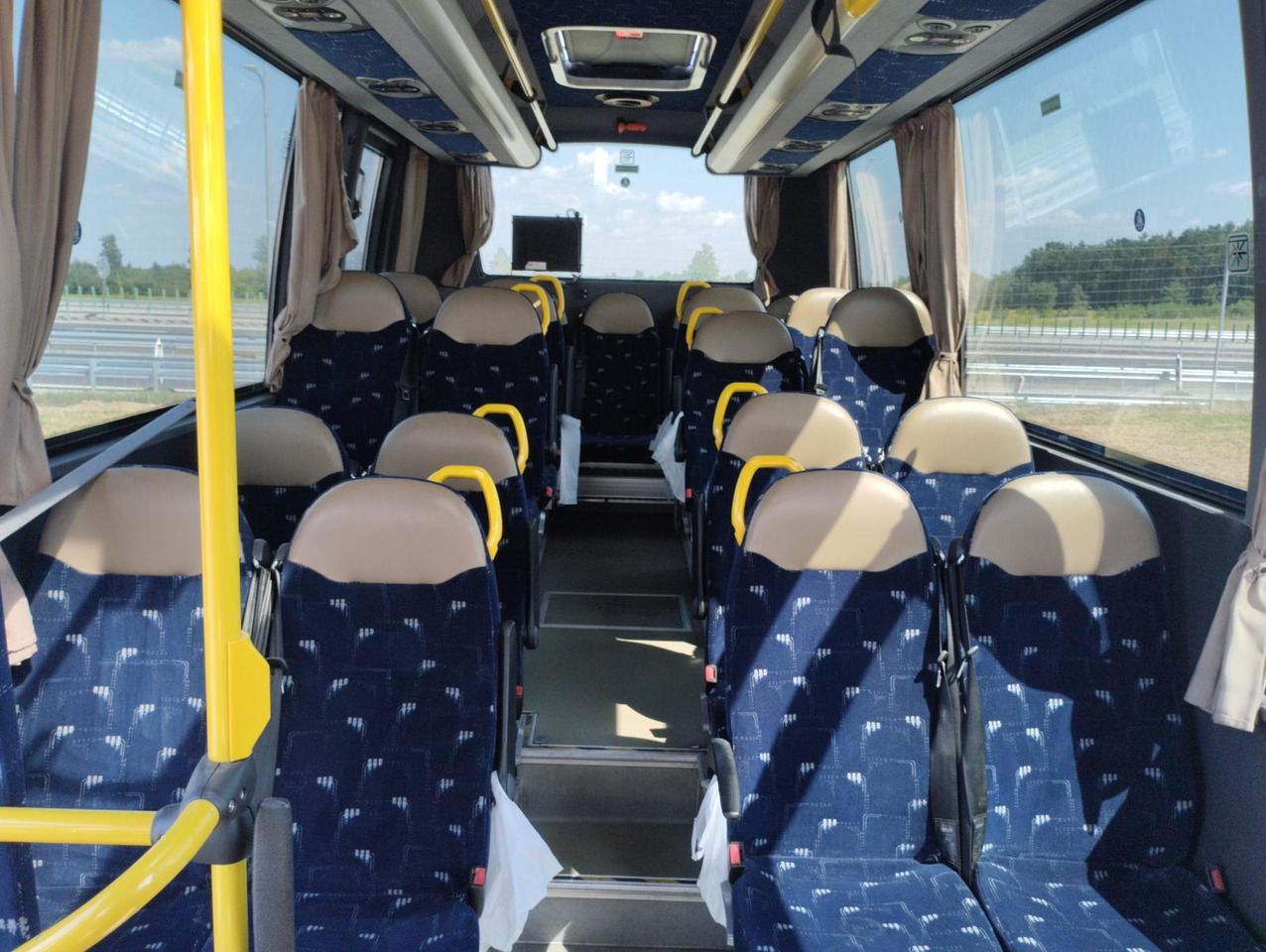 IVECO FIRST ROSERO 70C18 租赁 IVECO FIRST ROSERO 70C18:图13 IVECO FIRST ROSERO 70C18 租赁 IVECO FIRST ROSERO 70C18:图13