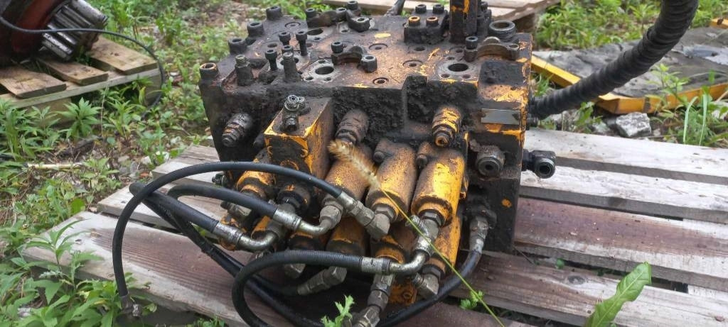 Hyundai Robex 290 N LC-7 A rozdzielacz hydrauliczny - 液压系统 适用于 建筑机械:图1 Hyundai Robex 290 N LC-7 A rozdzielacz hydrauliczny - 液压系统 适用于 建筑机械:图1